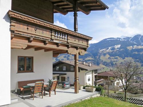 Apartment Neurauter-4 by Interhome