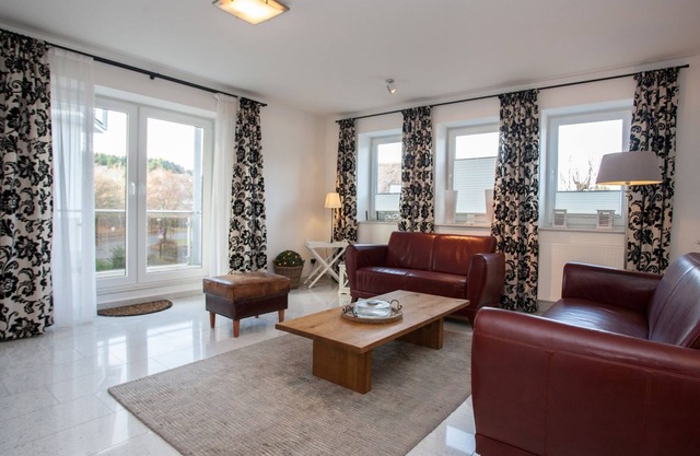 Beautiful, modern apartment has a large living room, close to citycentre