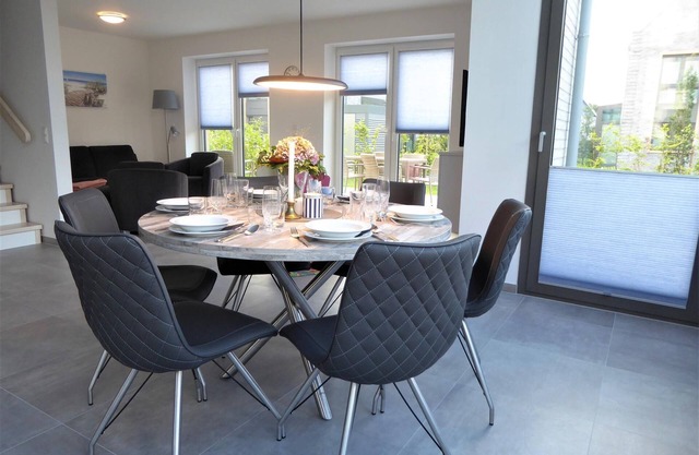 Hello and welcome to Haus Friesland 9!