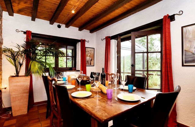 Peaceful Holiday Home in Nonceveux with Swimming Pool, BBQ