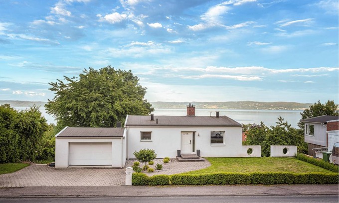 Berghalla House | 175 m² House ∙ 3 bedrooms ∙ 8 guests