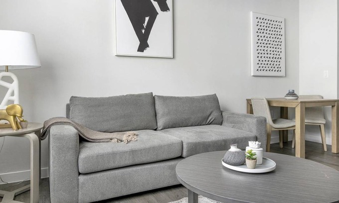 Spring Branch East Apartment | 63 m² Apartment ∙ 1 bedroom ∙ 2 guests