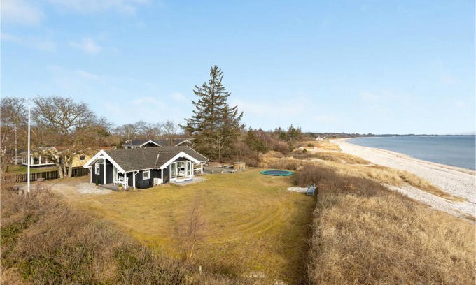 Saksild Strand House | 69 m² House ∙ 2 bedrooms ∙ 6 guests