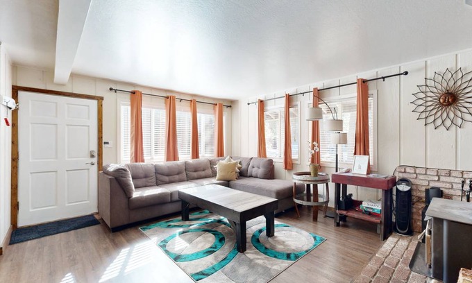 Carnelian Bay House | 94 m² House ∙ 3 bedrooms ∙ 6 guests