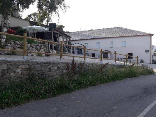 Triacastela Bed & Breakfast | Bed and breakfast ∙ 2 guests
