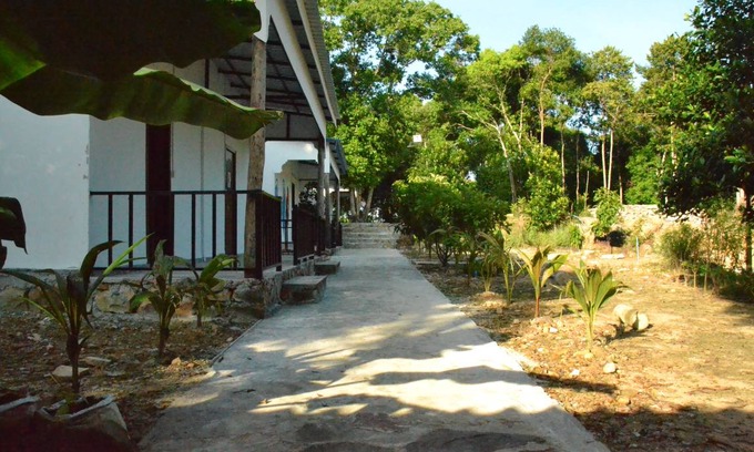 Koh Rong Hostel | Hostel ∙ 8 guests