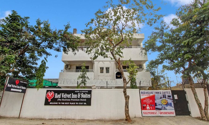 Mundhwa Hotel | Hotel ∙ 3 guests