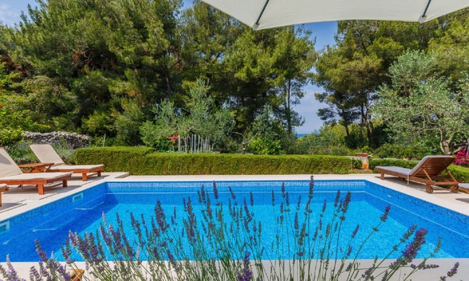Mirce House | House ∙ 7 bedrooms ∙ 14 guests
