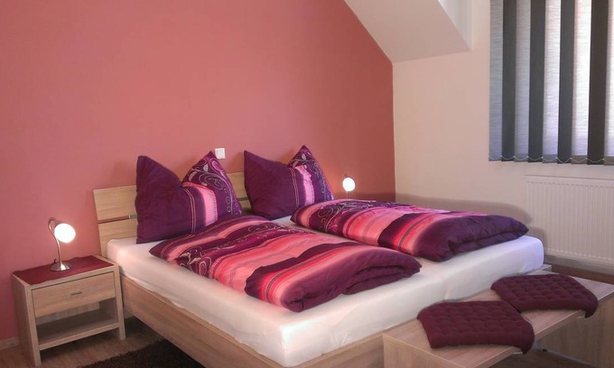 Pulkau Resort | Private room ∙ 1 bedroom ∙ 2 guests