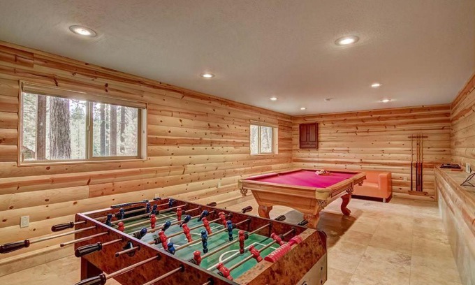 Country Club Estates House | Redwood Refuge