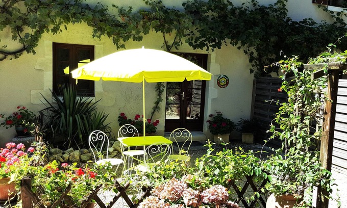 Chef-Boutonne Cottage | Take a break and unwind by the pool in the serene countryside of Southern France