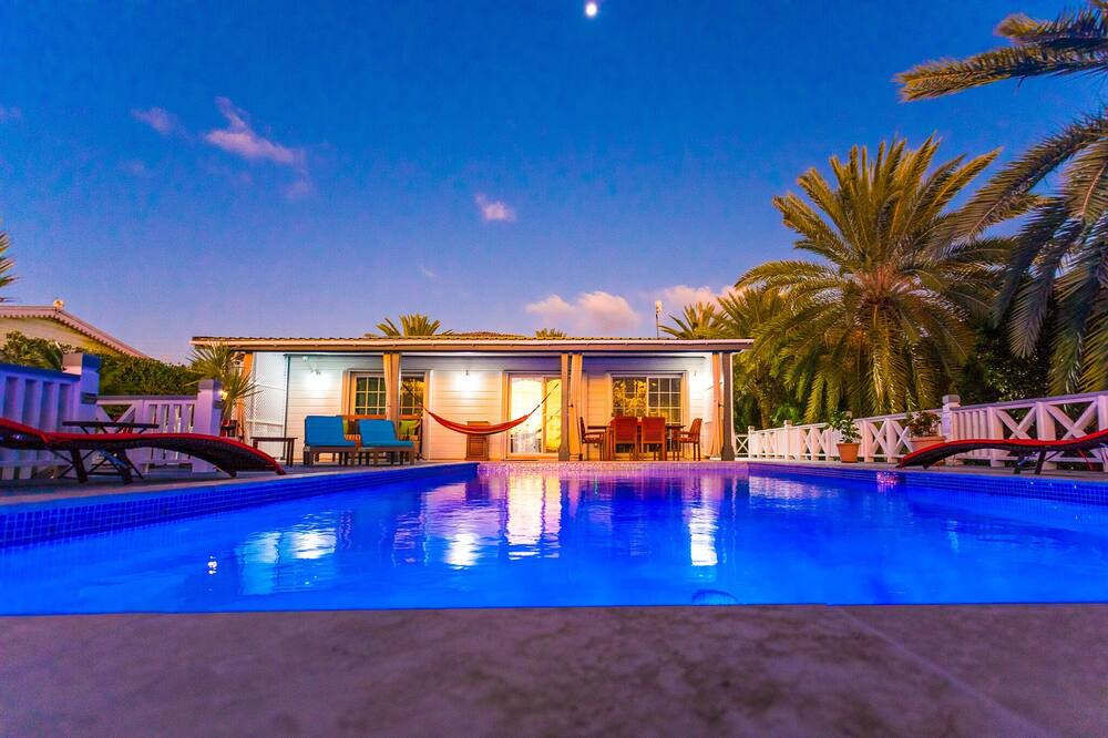 Jolly Harbour Villa | Modern private villa with pool, Antigua. Ideally located. 5min from best beaches