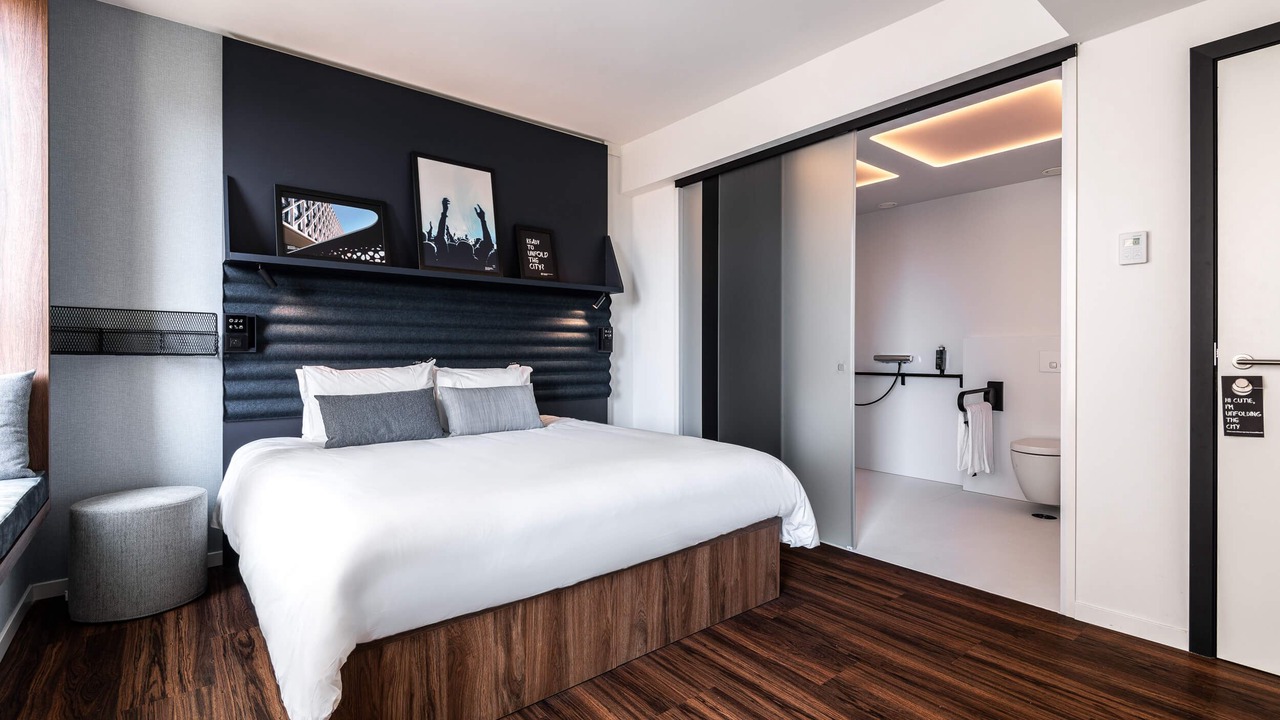 Photo of Bedroom in Jewish Quarter