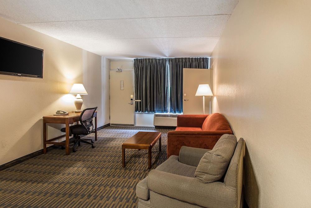 Photo of Livingroom in Easley