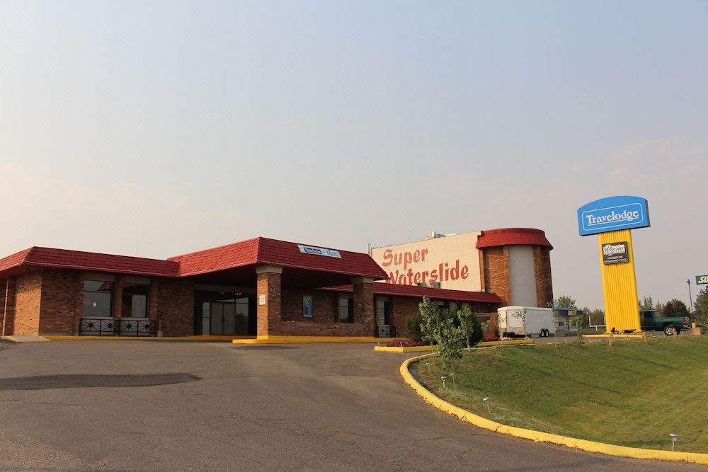 Photo of Buildings in Swift Current