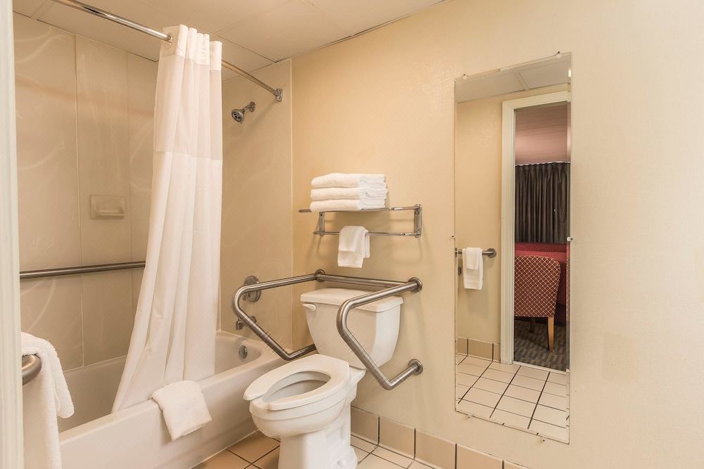 Photo of Bathroom in Easley