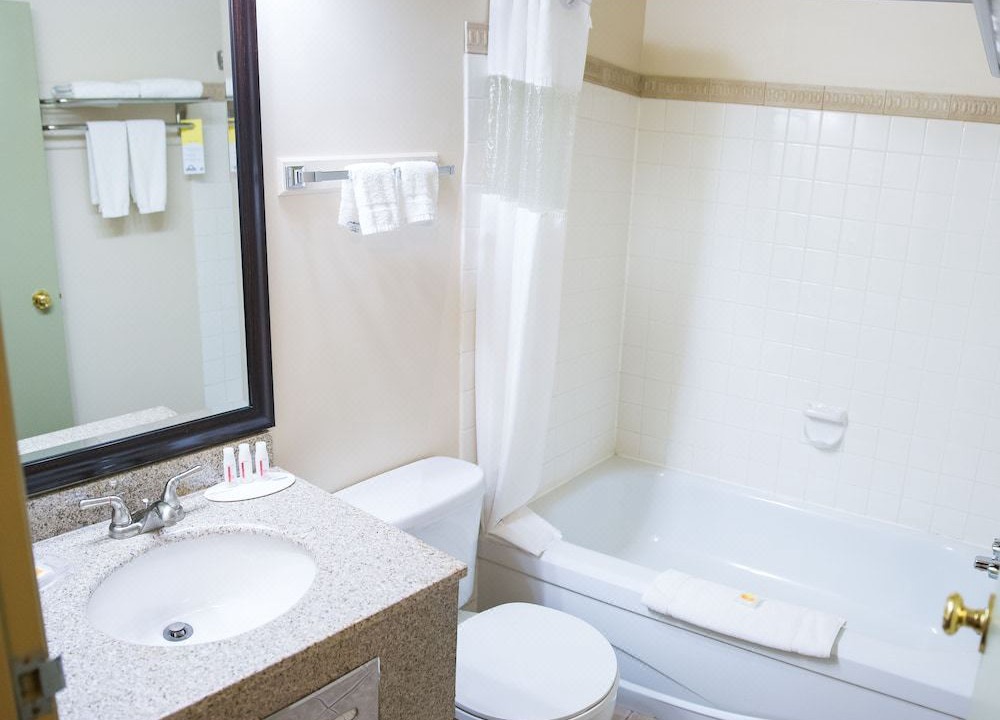 Photo of Bathroom in High Level