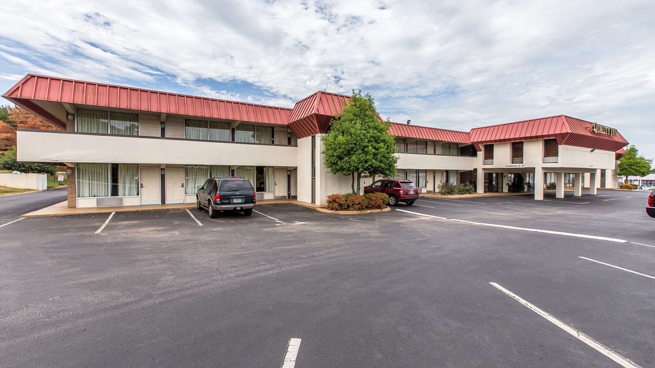 Photo of Buildings in Easley