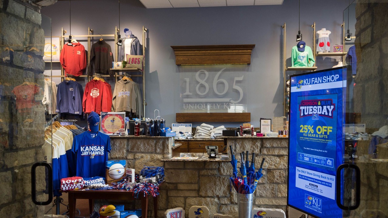 Photo of Livingroom in Oread