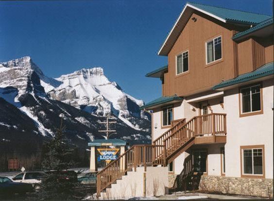 Photo of Buildings in Harvie Heights