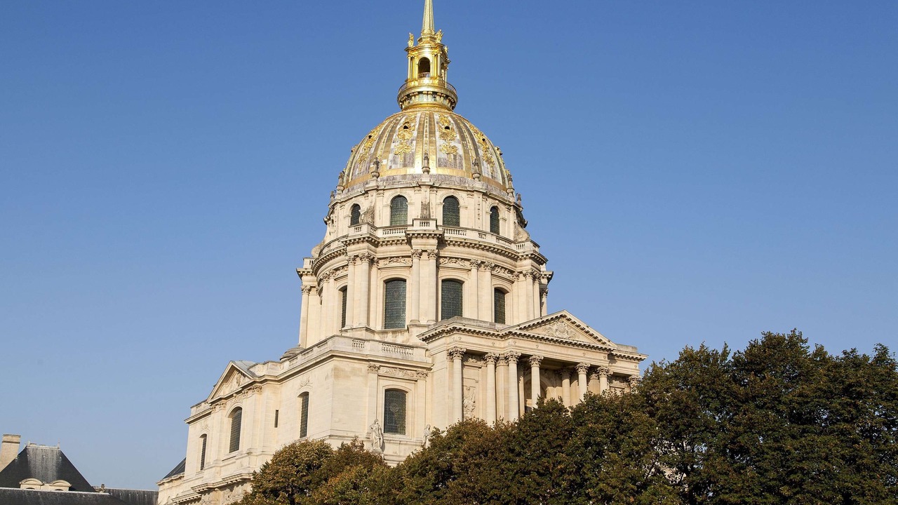 Photo of Buildings in 7th Arrondissement