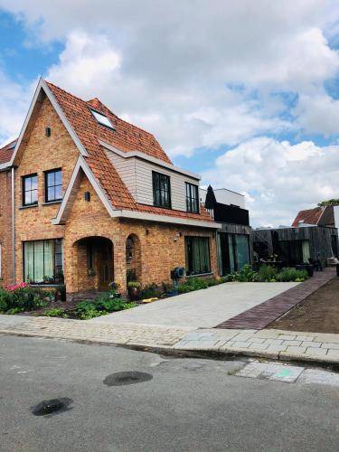 Photo of Buildings in Sint-Michiels