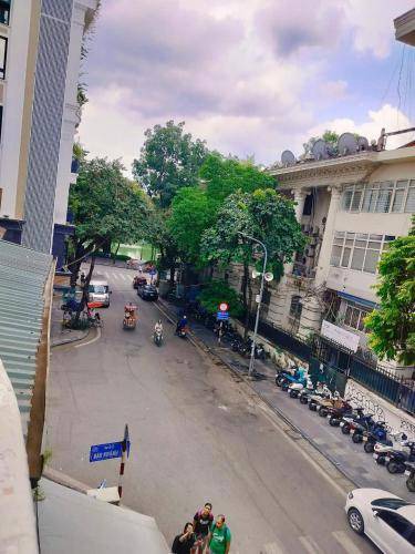 Photo of Others in Hang Trong