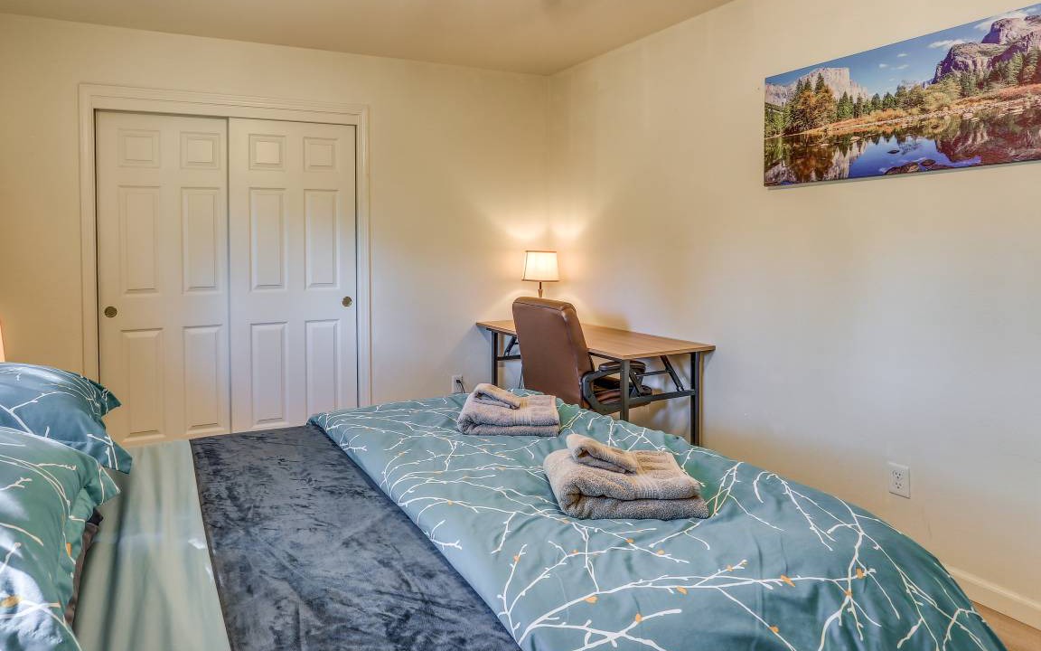 Photo of Bedroom in Mariposa