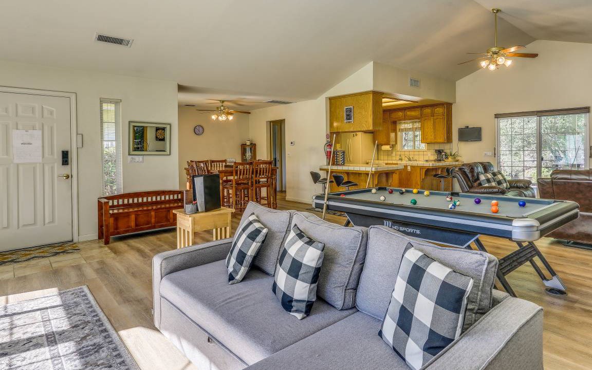 Photo of Livingroom in Mariposa