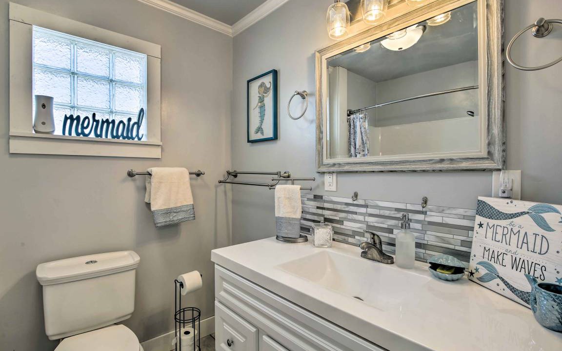 Photo of Bathroom in Port Isabel
