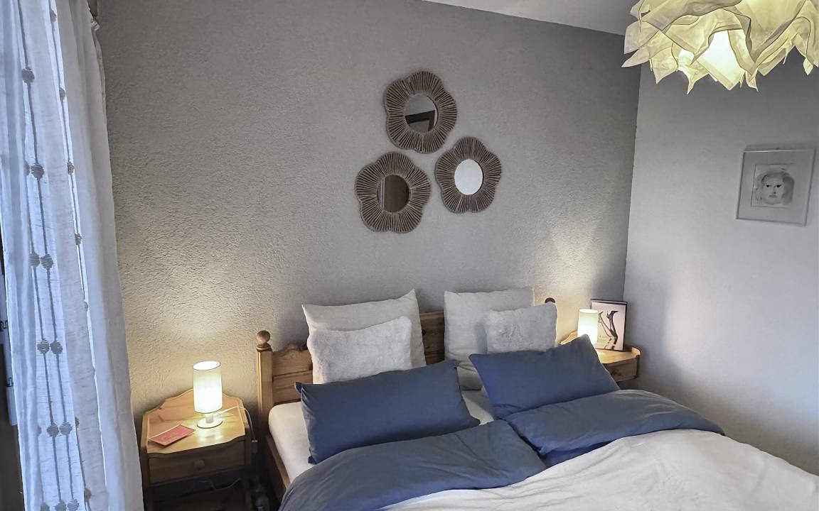 Photo of Bedroom in Vex