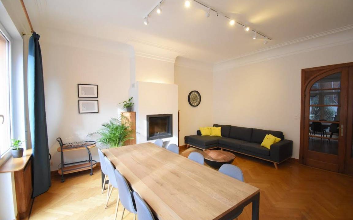 Photo of Livingroom in Schaerbeek