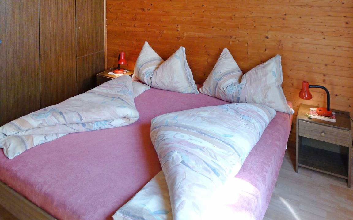 Photo of Bedroom in Elm