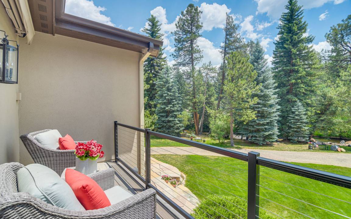 Photo of Patio Balcony in Evergreen