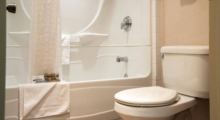 Photo of Bathroom in Jasper