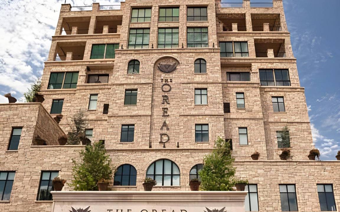 Photo of Others in Oread