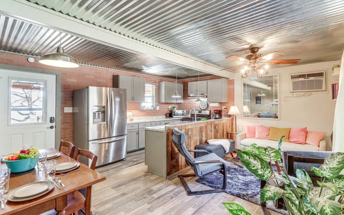 Photo of Livingroom in Jasper