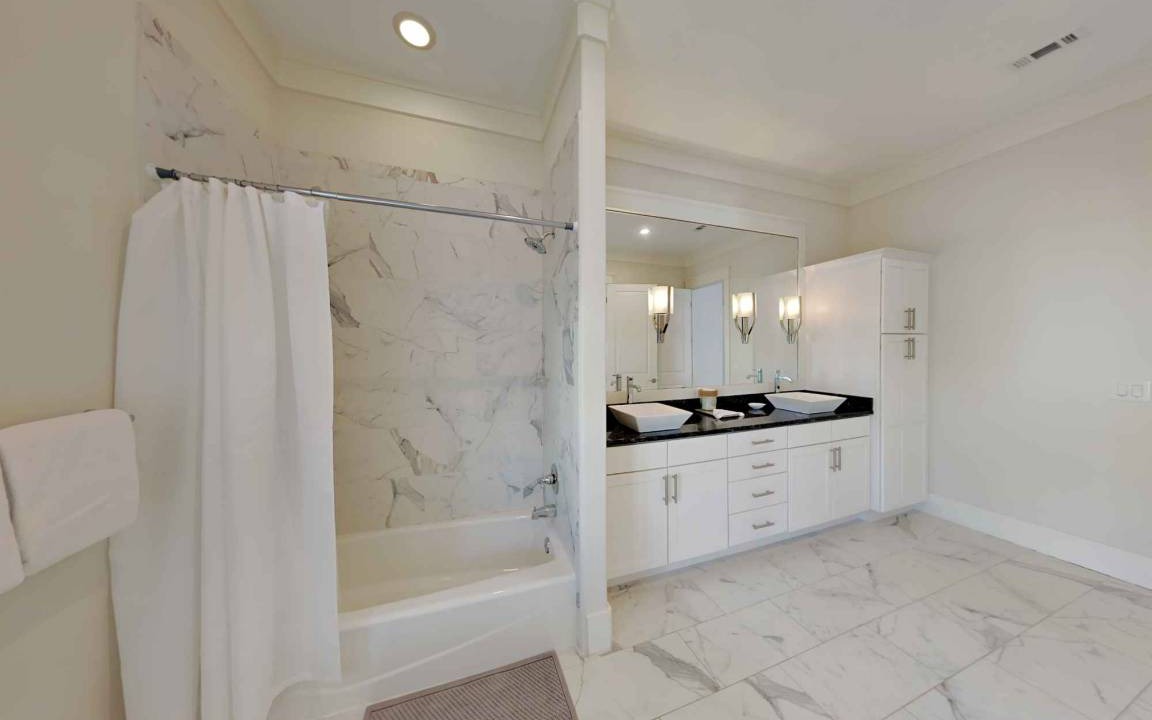 Photo of Bathroom in Lakeside at Blue Mountain Beach