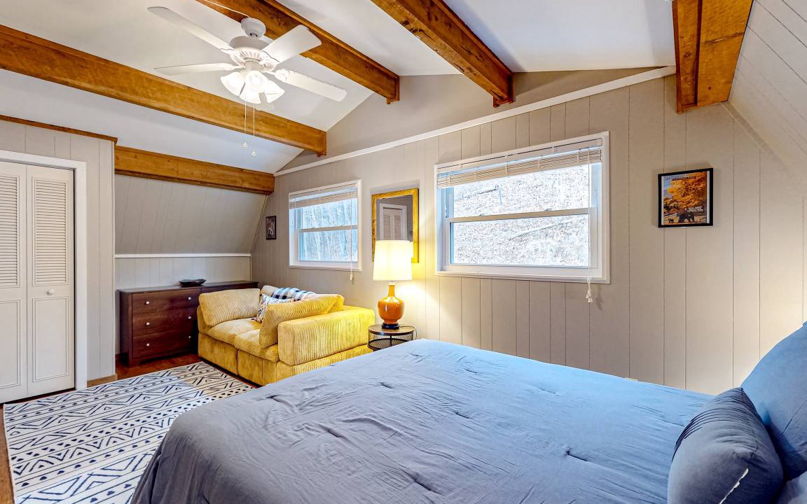 Photo of Bedroom in Bryson City