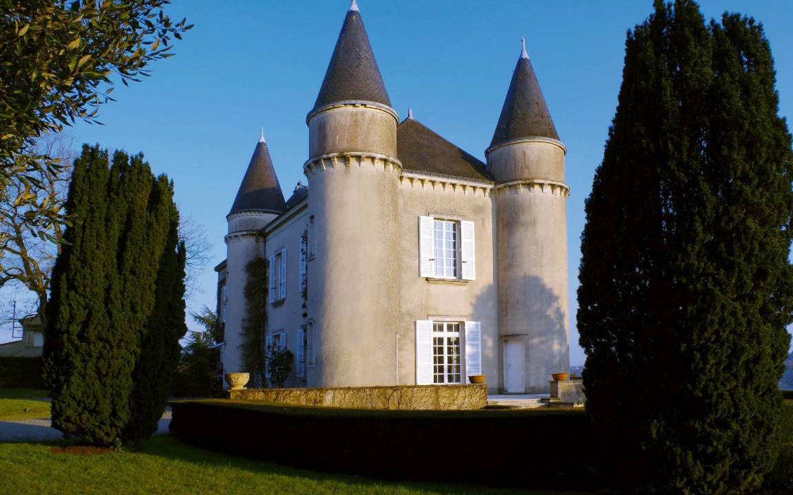 Photo of Others in Oudon