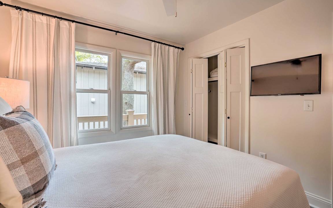 Photo of Bedroom in West Beach
