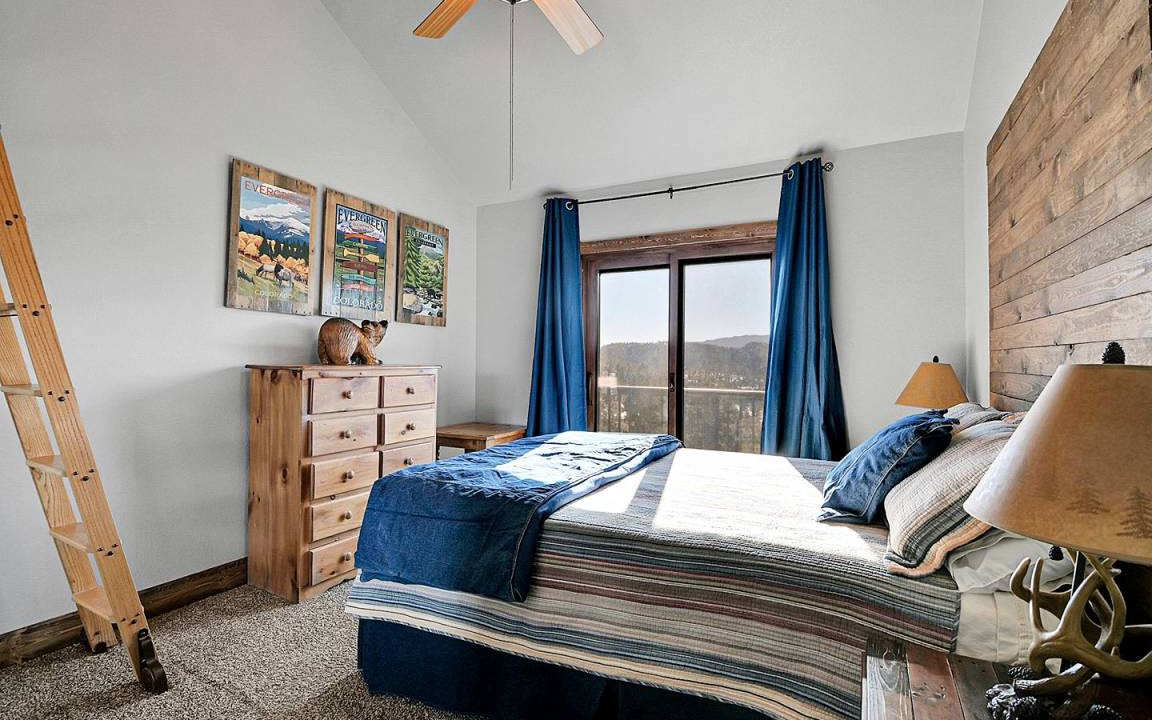Photo of Bedroom in Evergreen