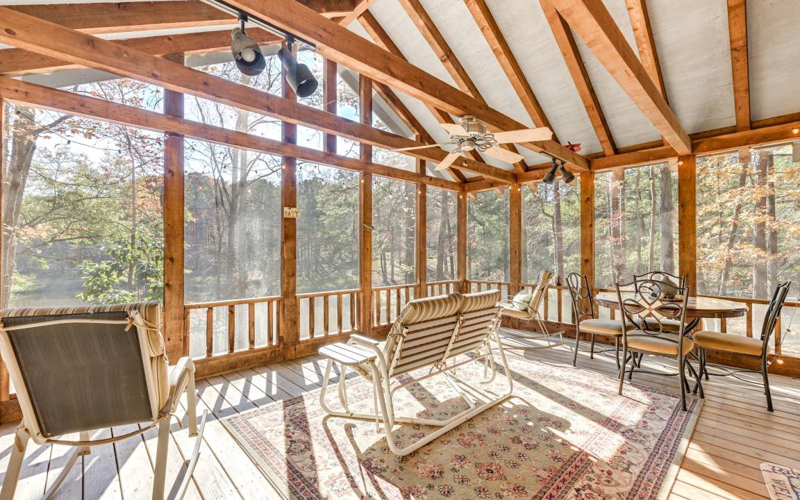 Photo of Others in Pine Mountain Valley