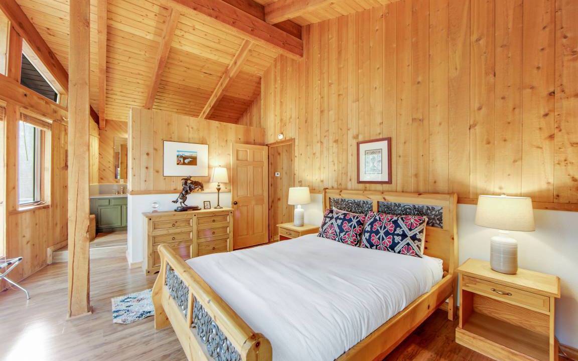 Photo of Bedroom in Fern Valley