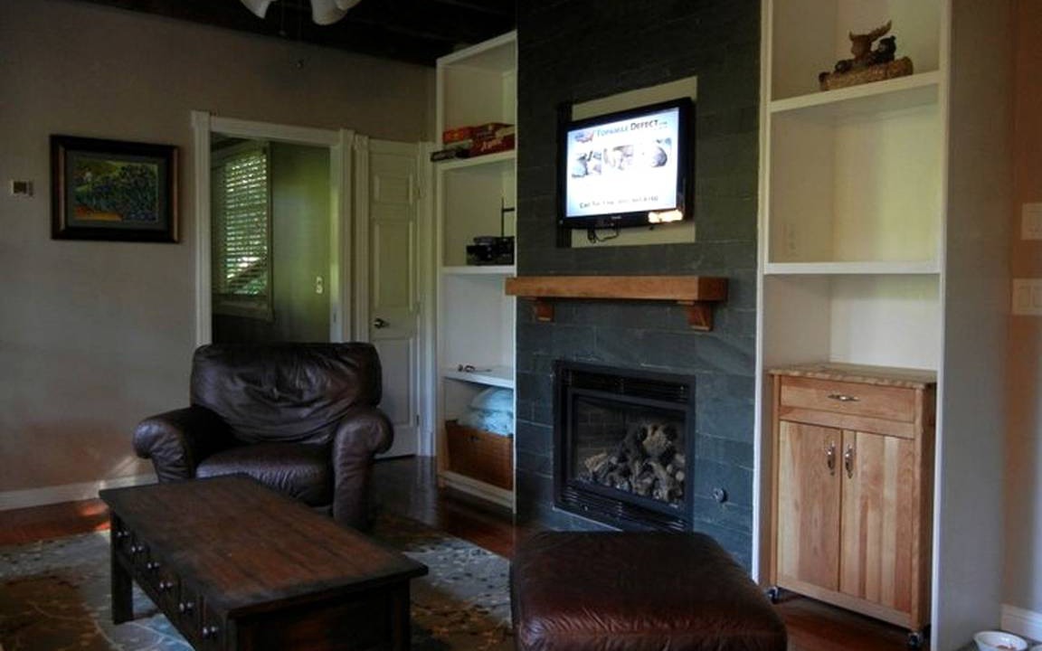 Photo of Livingroom in Guerneville