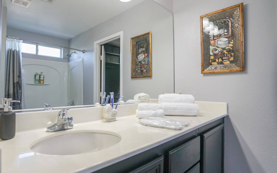 Photo of Bathroom in North Las Vegas