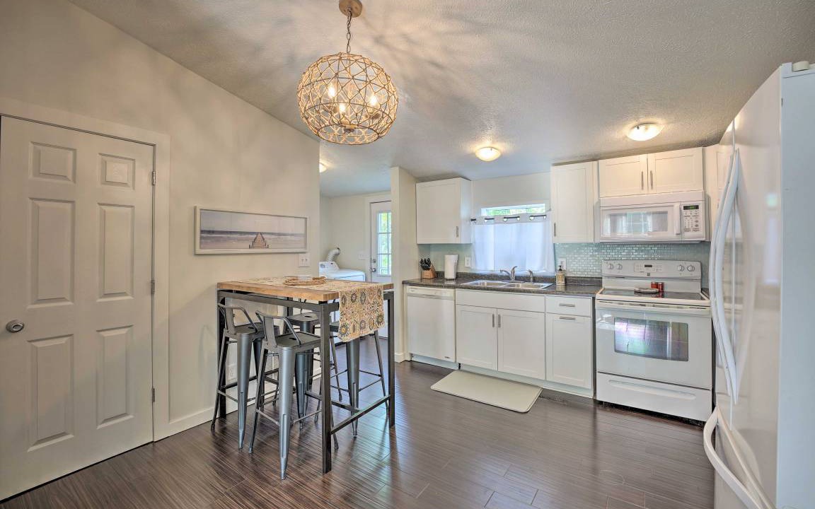 Photo of Kitchen in Lake Michigan Beach