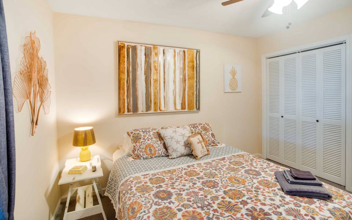 Photo of Bedroom in Saint Simons Island
