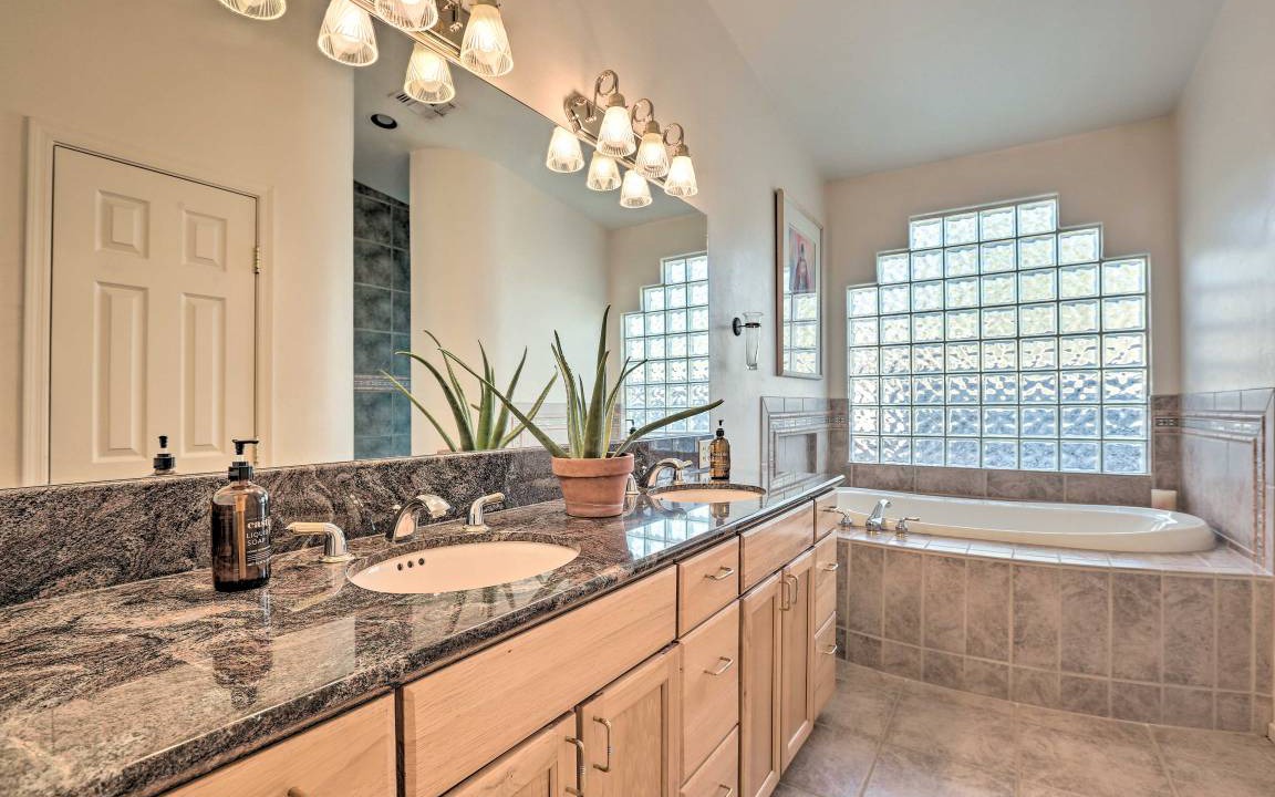 Photo of Bathroom in Catalina Foothills Estates