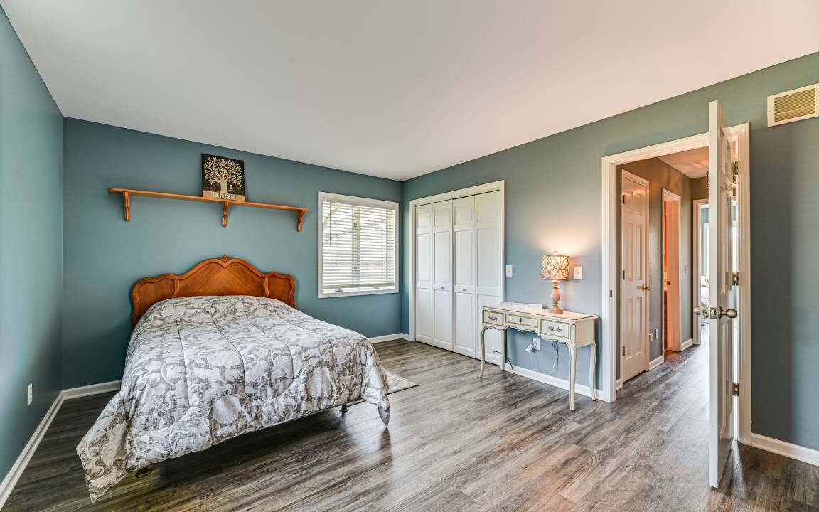 Photo of Bedroom in Teall Beach